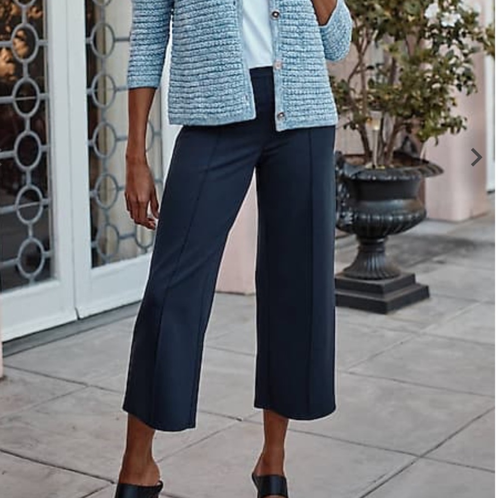 J. Jill XS Navy Blue Wearever Double Face Jersey Pintucked Crop Pants